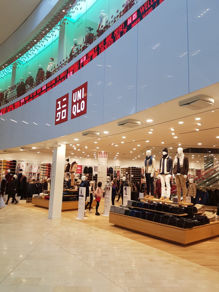 yorkdale-uniqlo